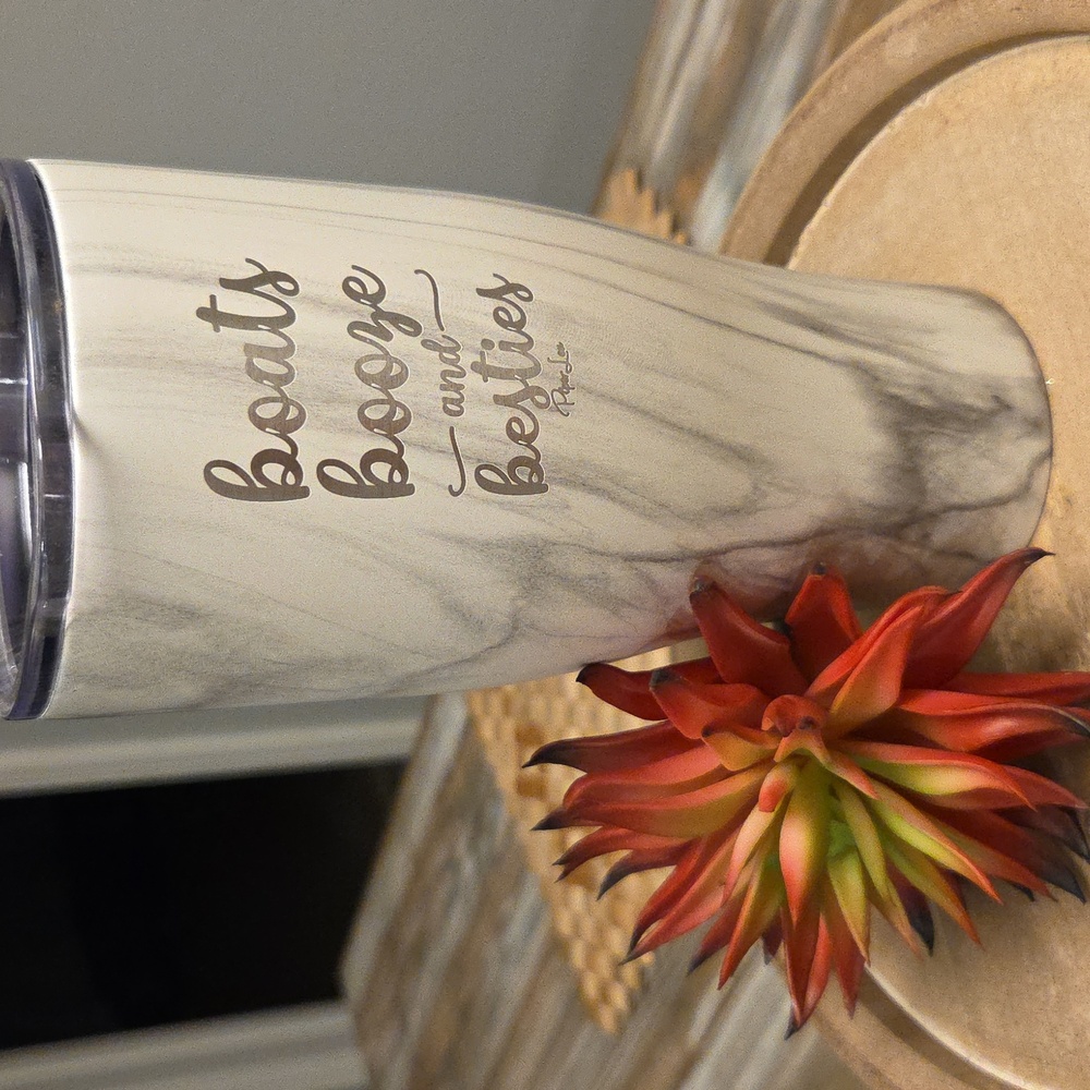 Boat, Booze & Besties Tumbler W/lid